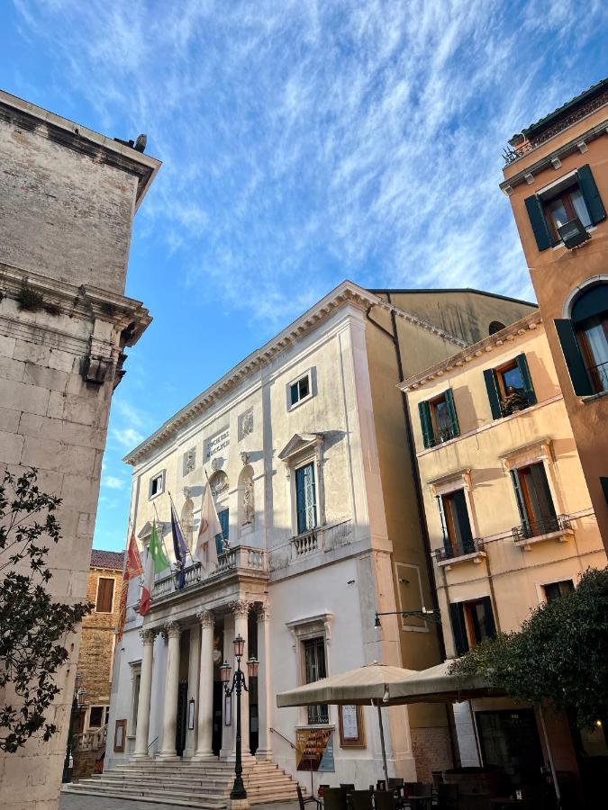 Apt Teatro Venice Luaran gambar